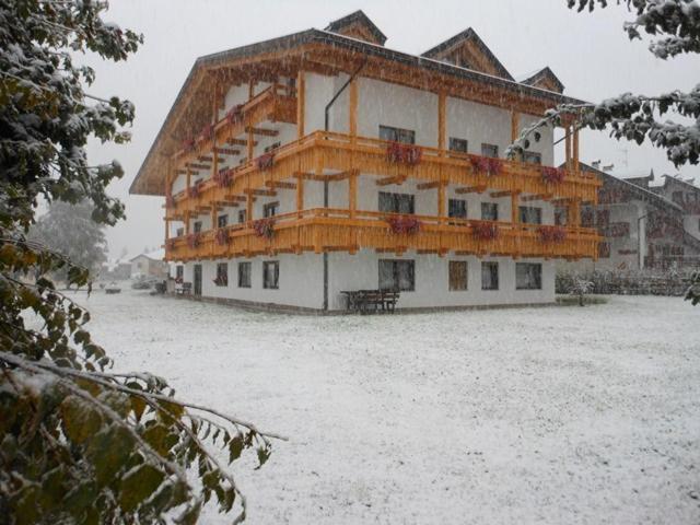 Residence Dolomia Поцца-ді-Фасса Екстер'єр фото