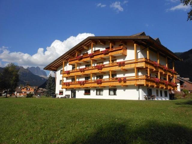 Residence Dolomia Поцца-ді-Фасса Екстер'єр фото